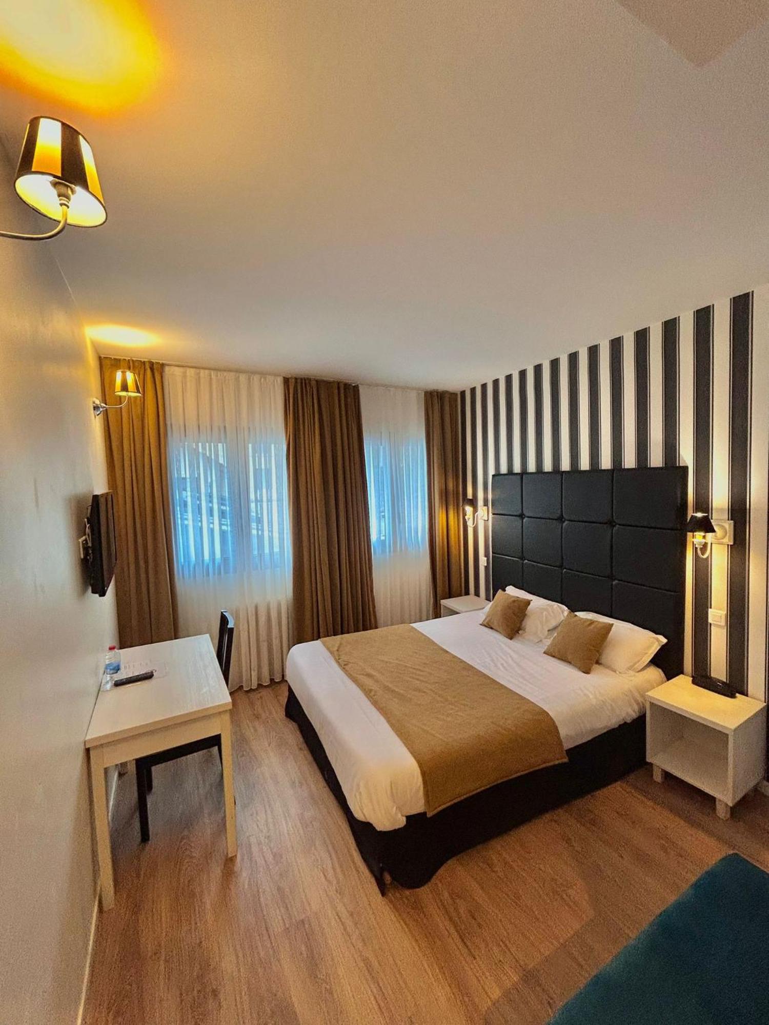 Thoiry Etoile Lodge ภายนอก รูปภาพ